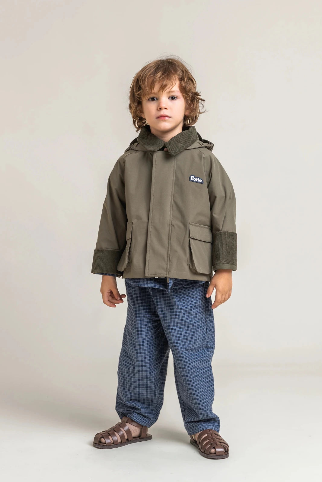 Archivito - Veste courte - Flotte couleur kaki 